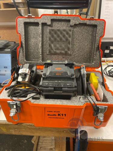 ILSINTECH Swift K11 Arc Fusin Splicer with Visual Fault Locater HT-10A Laser , Swift CS-03A Head, Case and Kit