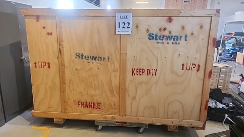 STEWART VISTASCOPE EVO SNOMATTE 100 FILM SCREEN SYSTEM IN CRATE
