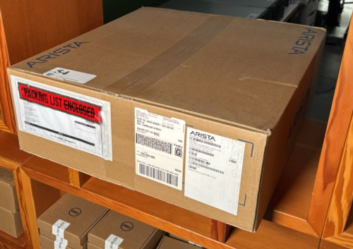 ARISTA DCS-7050CX3-32S-R 32X 100GB QSFP100 2X 10GB SFP+ BACK-TO-FRONT AIR SWITCH NEW IN BOX