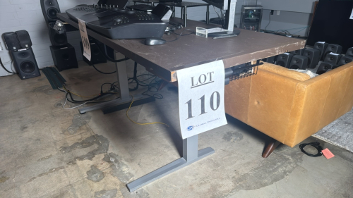 HERMAN MILLER RENEW ADJUSTABLE STANDING DESK/TABLE 32"X90"<br/><br/>TABLE ONLY CONTENTS NOT INCLUDED, DELAYED PICKUP