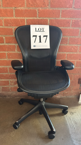 Herman miller aeron, MEDIUM, 2 LEVERS