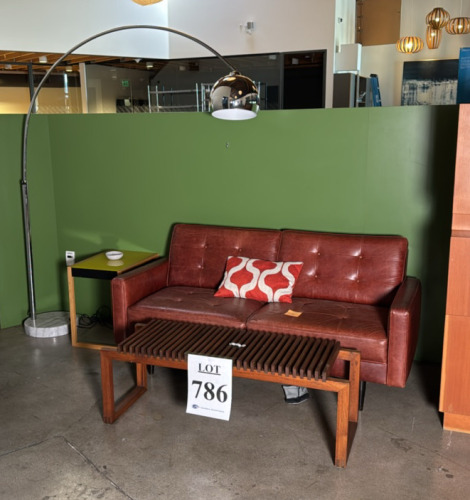 Office furniture with lamp