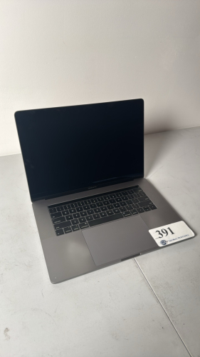 APPLE MACBOOK PRO MODEL A1990