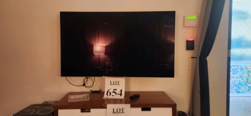 55" LG OLED TV MODEL OLED55C7P WITH REMOTE