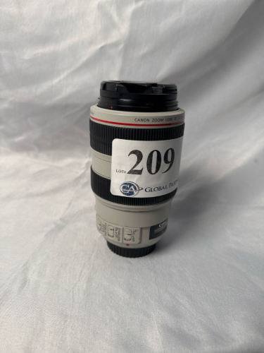 CANON ZOOM LENS EF 70-300MM F/4-5.6 IS USM AND TIFFEN 67MM UV PROTECTOR<br/>