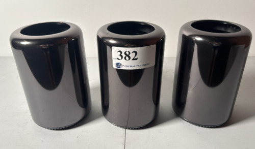 LOT OF (3) APPLE MAC PRO COMPUTERS MODEL A1481