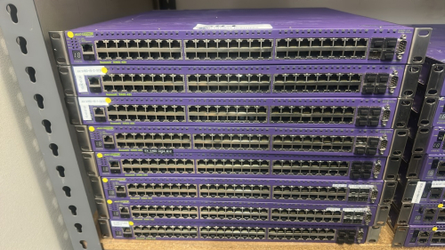 LOT (8) EXTREME SUMMIT X460-&mdash;48t SWITCHES