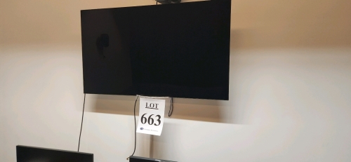 55" LG OLED TV MODEL OLED55C7P-U WITH REMOTE