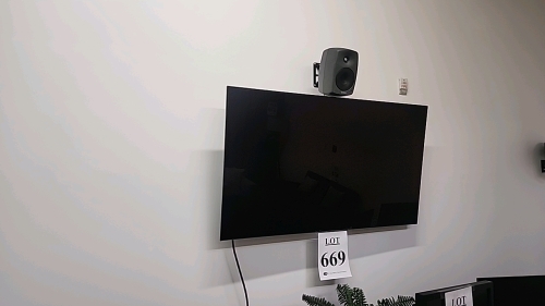 65" LG OLED TV MODEL OLED65B6P WITH REMOTE