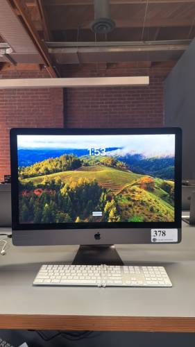 APPLE IMAC PRO MODEL A1862 WITH KEYBOARD