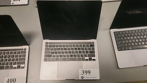 APPLE MACBOOK PRO MODEL A2338