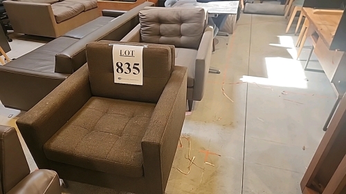 LOT OF (2) CHAIRS