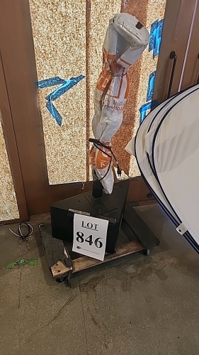 ELECTRONIC SCOREBOARD FOR SHUFFLEBOARD GAME
