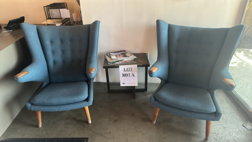 2 SIDE CHAIR W/ COFFEE TABLE