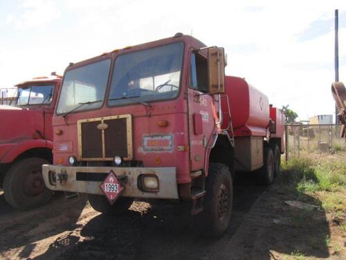 1996 PETERBILT SERVICE TRUCK, VIN:1XPZMA0XXTD709898, W/TITLE, (HC&S No.543)