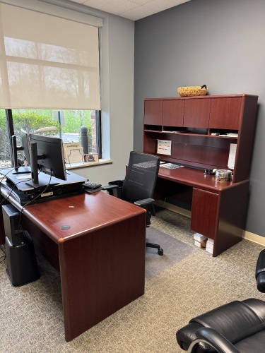 CONTENTS OF OFFICE, DESK WITH CREDENZA AND HUTCH, OFFICE CHAIRS, LATERAL CABINETS AND FILE CABINETS (DELAYED PICK UP TILL 5/21/25)