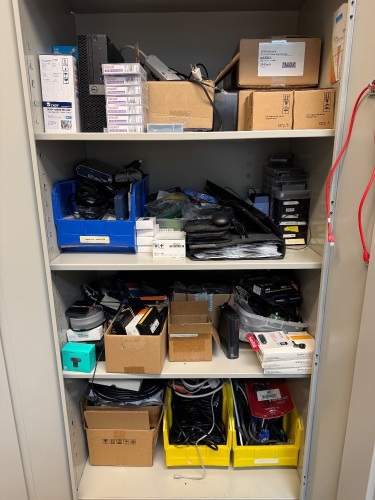 (LOT) ASSORTED, SOFTWARE, DLT TAPES, CPU'S, KEYBOARDS, CABLES, SWITCHES, ETC.