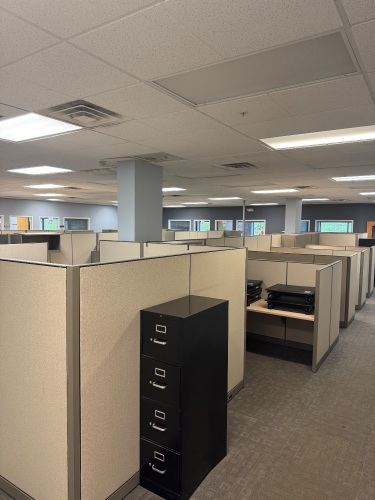 STEELCASE 6-PERSON WORKSTATION