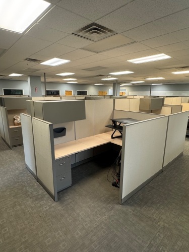 STEELCASE 8-PERSON WORKSTATION