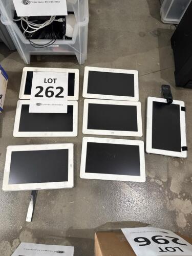 (5) GeChic 1303i 13.3 inch 1080p Portable Monitor HDMI & VGA MiniDisplay