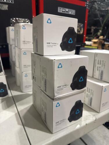 Lot of 5, HTC VIVE Tracker