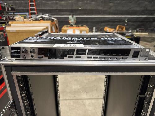 Behringer ULTRAMATCH PRO SRC2496