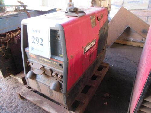 LINCOLN RANGER 250 GAS WELDER/GENERATOR, 2023 HRS., (MAIN MECHANIC SHOP)