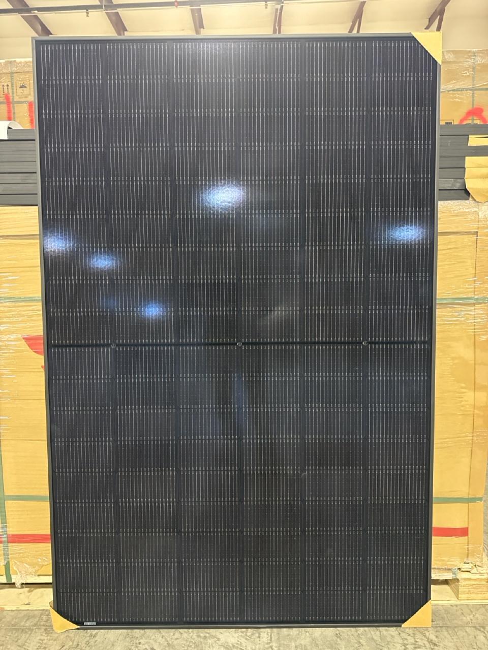 (36) SEG SOLAR PANELS 440WATT ; MODEL: SEG-440-BTD-BG; CELL: 108 ...
