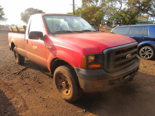 2006 FORD F250 PICKUP, WITH AIR COMPRESSOR, 173,335 MILES, VIN/SERIAL:1FTNF21596EA60946, LICENSE:312MDB, W/TITLE, (BROKEN DOOR HANDLE), (HC&S No. 377)