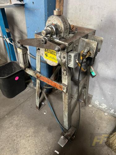 Tube End Forming and Deburring Machine
