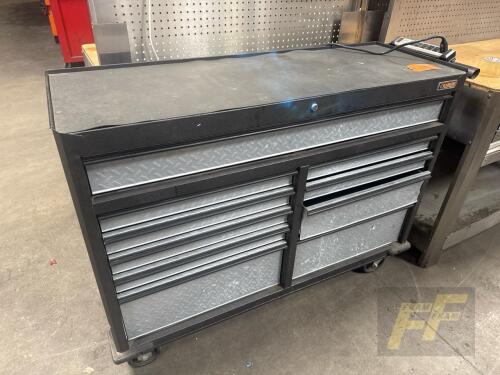 GLADIATOR 52in 10 Drawer Mobile Tool Chest
