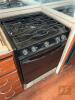 2005 Fleetwood Motor Home - 21