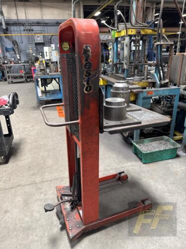 Presto M152 Hydraulic Die Lift Cart