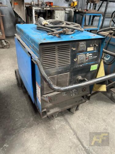 Miller CP-302 Mig Welder