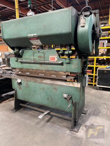 Chicago Dreis & Krump 56-A 30-Ton Mechanical Press Brake