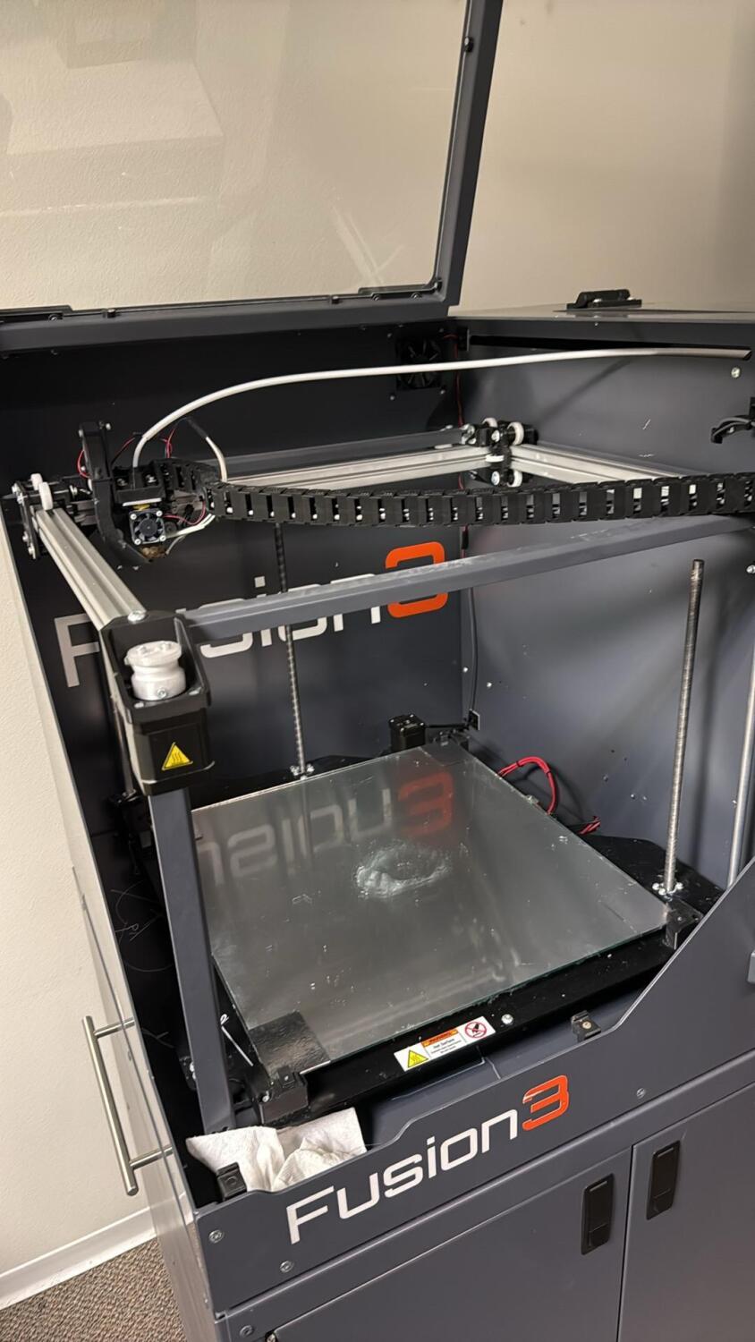 FUSION 3 3D PRINTER MODEL: F410 SN: 7291 WITH ROLLING CABINET AND 3D ...