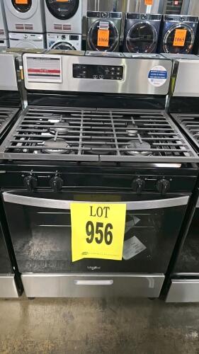 Whirlpool 5.1 cu ft gas range, model WFG320M0MS0 with 4 burners, max 61,000 BTU (natural gas), convertible to LP, dimensions: 29.88" x 27.2" x 46.25" (75.9 x 69.1 x 117.5 cm), electronic ignition, made in Mexico, serial number: VED4495784.
