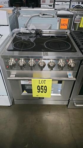 Forno FFSEL6020-30 30" electric range with convection oven and ceramic glass cooktop, featuring 4 radiant elements, 4.3 cu ft oven, stainless steel finish, blue porcelain interior, S/N: FFSEL6020-30/23030070, RETAIL: $2999