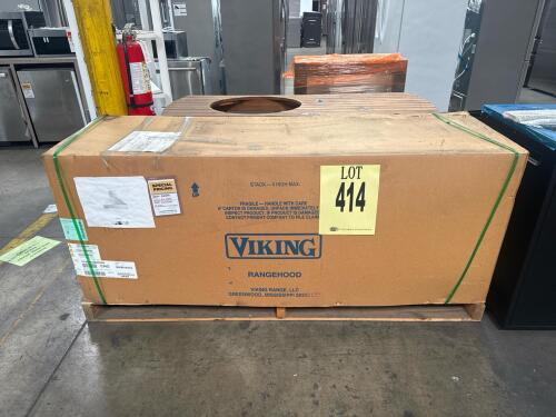 Viking 42-Inch Stainless Steel Wall Mount Chimney Range Hood VCWH54248SS00, featuring ducted venting, 1200 CFM maximum airflow, 4 fan speeds, LED or halogen lighting, 18-inch height. Serial Number: 083021V10133279