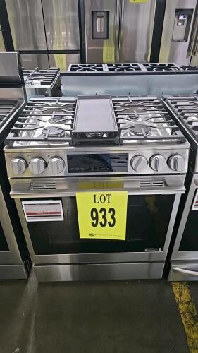 LG LSGL6335X/00 Gas Slide-In Range features a 6.3 cu. ft. oven capacity, ProBake Convection&reg;, Air Fry, InstaView&reg; window, Smart Controls, 5 burners including a 20,000 BTU UltraHeat&trade; burner. Serial Number: 505KMZROZ165, RETAIL: 2749