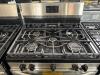FRIGIDAIRE FCRG3052BS 30in GAS RANGE 5 BURNERS SS, S/N-VF40799806 RETAIL $999 - 2