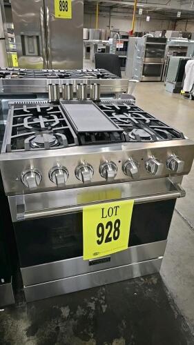 Viking RVGR33025BSS01 30" Freestanding Gas Range featuring 5 sealed burners (18,000 BTU front burners, 8,000 BTU left rear, 9,000 BTU center, 12,000 BTU right rear), 4.0 cu. ft. convection oven with 30,000 BTU U-shaped burner and 15,000 BTU broiler, SureS