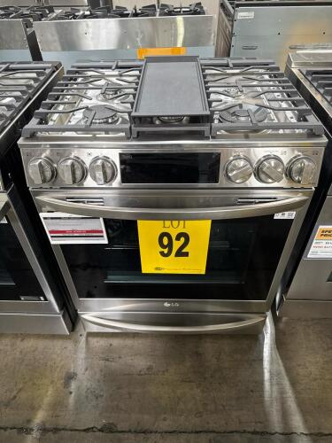LG LSGL6337F 30in SMART WIFI ENABLED PRO BAKE GAS RANGE W/AIR FRY SS, S/N-307KMD11943 RETAIL $2749