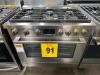 BOSCH HGS8655UC 36in FREESTANDING GAS RANGE 6 BURNERS SS, S/N-000650 RETAIL $5199