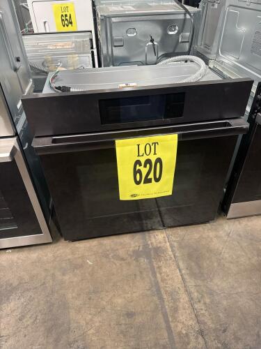 Dacor DOB30M977SM 30" Single Wall Oven features a 4.8 cu. ft. capacity, convection and steam-assist cooking, Wi-Fi-enabled 7-inch LCD touch panel, Chef Mode, Dual Four-Part Pure Convection, True Flush Integration, SmartThings Integration, Graphite Stainle