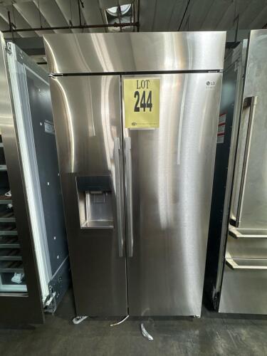 LG STUDIO SRSXB2622S/01 42" built-in side-by-side refrigerator in stainless steel, 26.5 cu. ft. capacity, 83.5" height, SpacePlus&reg; ice system, water dispenser, LG ThinQ smart features, CSA energy certified, 529 lbs, 115V, made in Korea. Serial number: 111