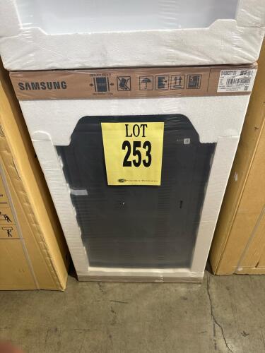 Samsung DVG55CG7100V Gas Dryer, 7.4 Cu.Ft. capacity, Brushed Black finish, features Steam Sanitize+, Wi-Fi connectivity with SmartThings, Sensor Dry technology, 12 preset drying cycles including Refresh and Heavy Duty, 5 temperature settings, reversible d