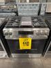 GE GGS500SVSS 30in FRONT CONTROL GAS RANGE SS, S/N-TZ012781Q RETAIL $1349