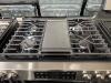 GE GGS500SVSS 30in FRONT CONTROL GAS RANGE SS, S/N-TZ012781Q RETAIL $1349 - 2