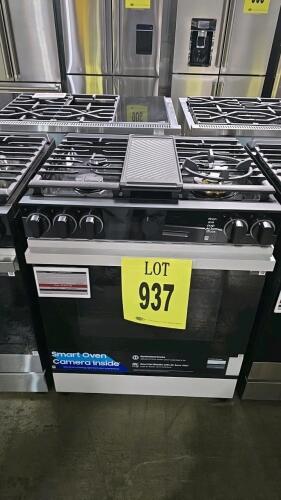 Samsung Bespoke 6.0 cu. ft. Smart Slide-In Gas Range with Smart Oven Camera, Wi-Fi connectivity, Air Sous Vide, powerful burners (up to 23,000 BTU), illuminated knobs, convection fan, air fry mode, removable griddle plate, oven racks, air fry basket, self